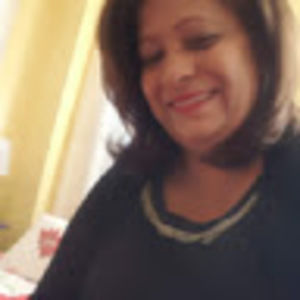 Meet your Posher, Josefa